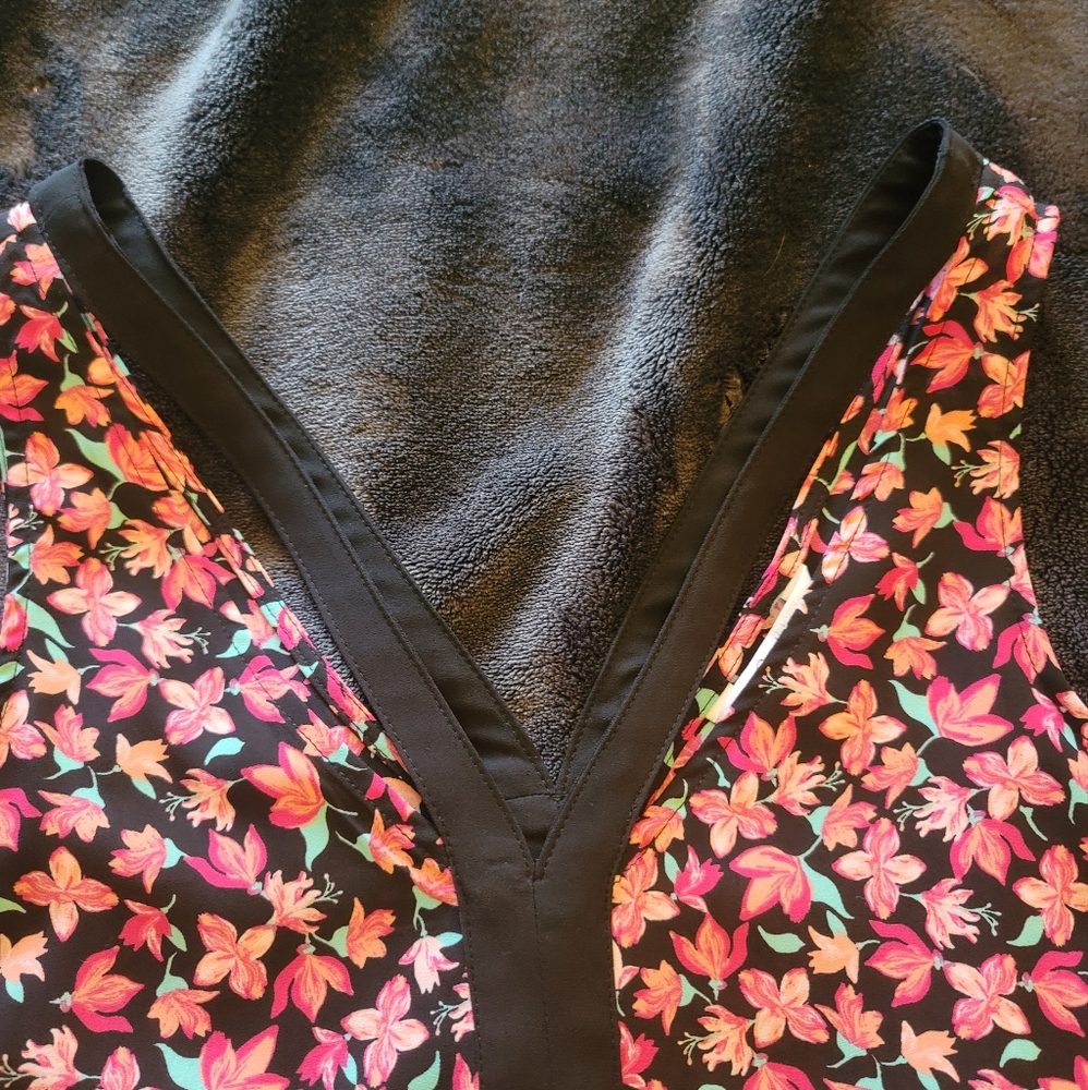 Floral Cami - Picture 2 of 3